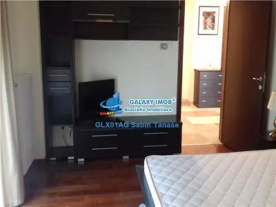 UNICAT de inch ap 2 camere lux teilor  cu garaj - foto 4