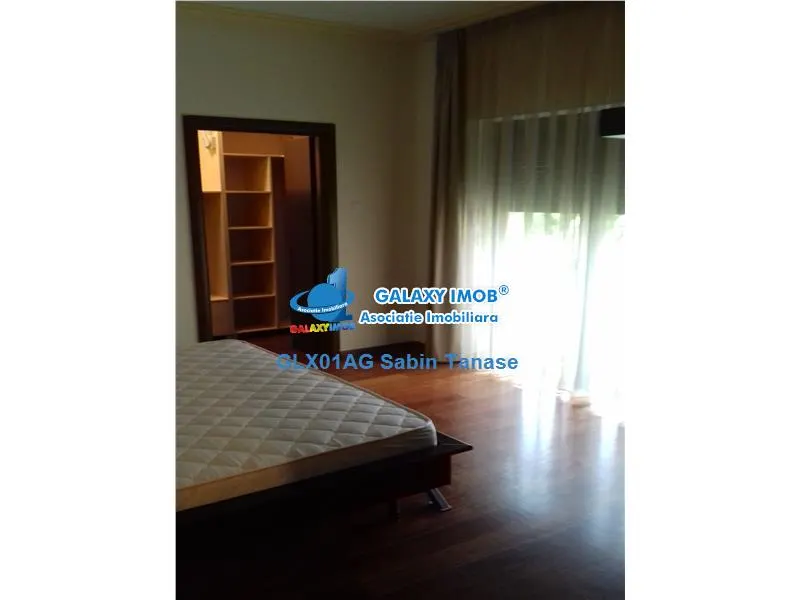 UNICAT de inch ap 2 camere lux teilor  cu garaj - foto 5