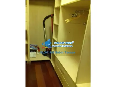 UNICAT de inch ap 2 camere lux teilor  cu garaj - foto 9