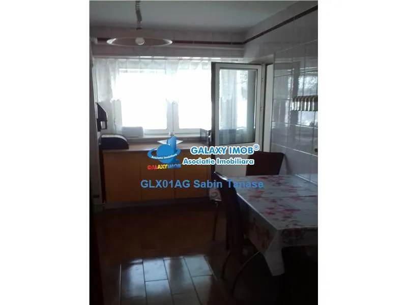 De inchiriat ap cu 3 camere ultracentral 300 euro la cheie - foto 12