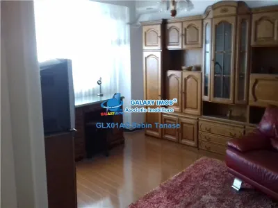 De inchiriat ap cu 3 camere ultracentral 300 euro la cheie - foto 6
