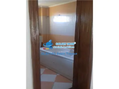 De inchiriat vila de lux cu 8 camere / diverse activitati/3 nivele - foto 14