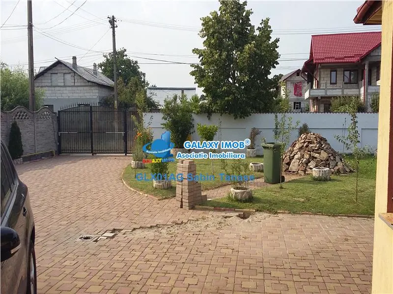 De vanzare proprietate de lux ;2 vile si teren 1900 mp BRADU - foto 3