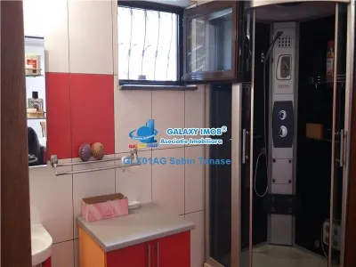De vanzare proprietate de lux ;2 vile si teren 1900 mp BRADU - foto 8