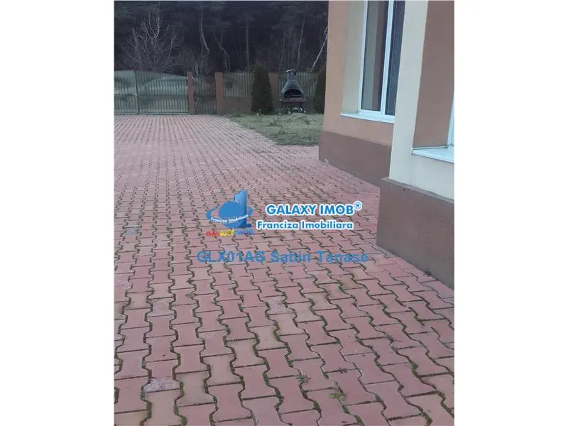 De inchiriat vila cocheta CAPITOL la cheie 400 euro - foto 2