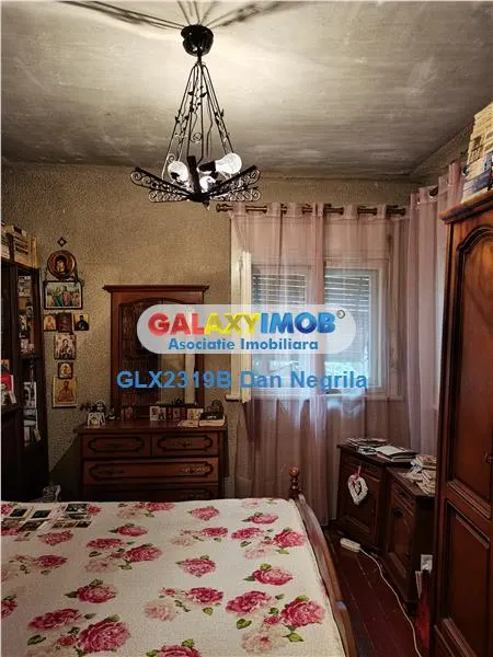 Domenii, urgent, casa3 camere,curte proprie - foto 4