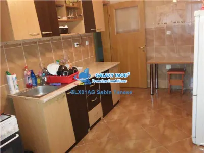 De inchiriat ap cu 3 camere zona semicentrala 130 mp - foto 7
