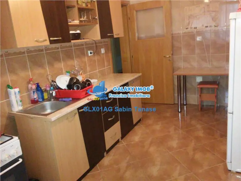 De inchiriat ap cu 3 camere zona semicentrala 130 mp - foto 7