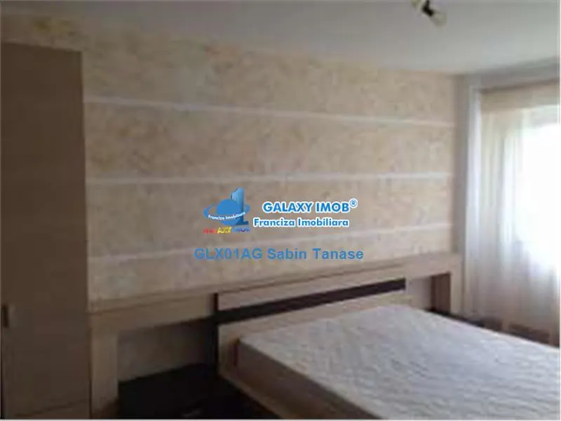de inchiriat apartament  cu 4 camere ultralux central - foto 4
