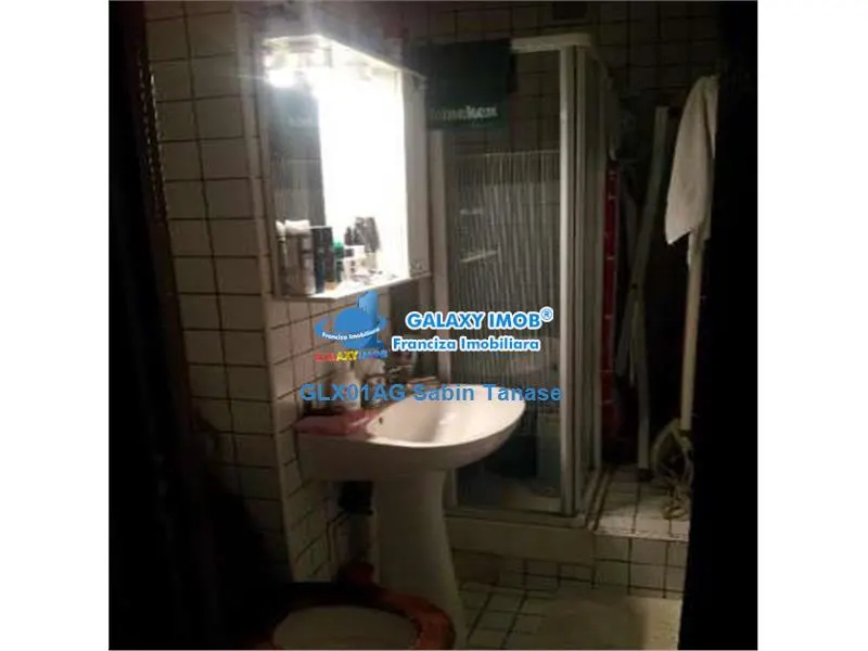 De inchiriat apartament modern si spatios ultracentral - foto 1