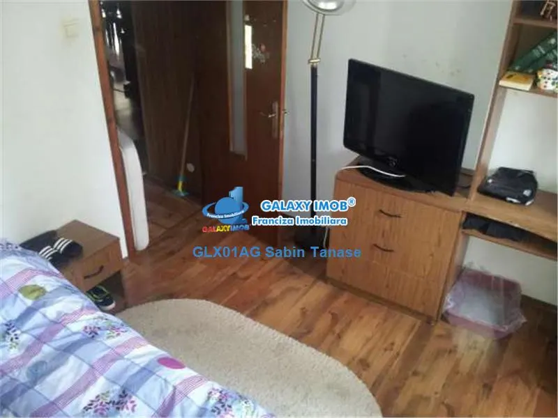 De inchiriat apartament modern si spatios ultracentral - foto 3
