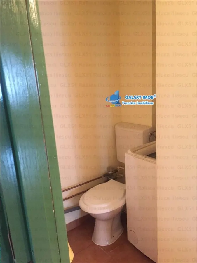 Inchiriere apartament 3 camere, Ploiesti, zona centrala - foto 19