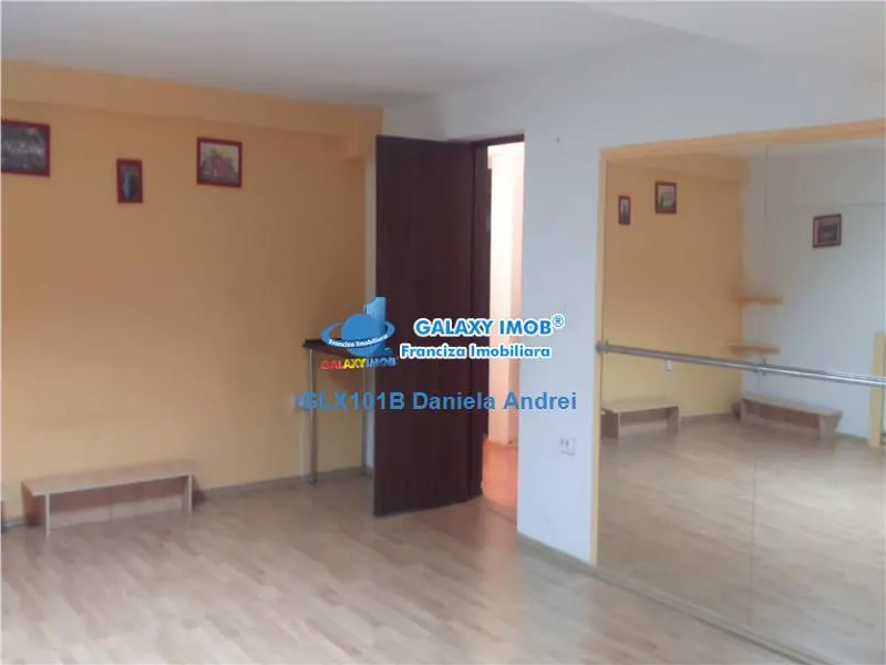 Vanzare Vila noua 2003,curte 75mp,graraj - Zona Nordului,249500 euro - foto 5