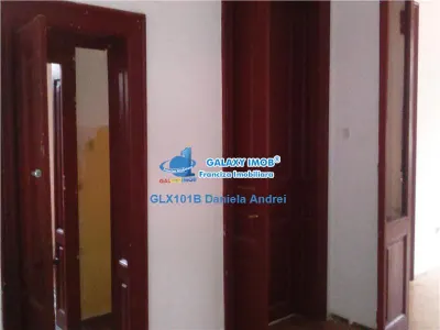 Vanzare Vila,teren 380 mp,zona Piata Victoriei,350000 euro - foto 9