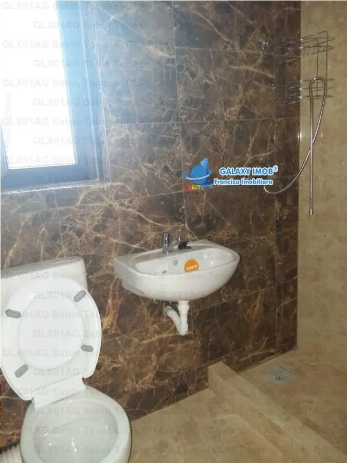 de inchiriat cladire P+1 cu 7 locuinte individuale Pitesti sud - foto 5