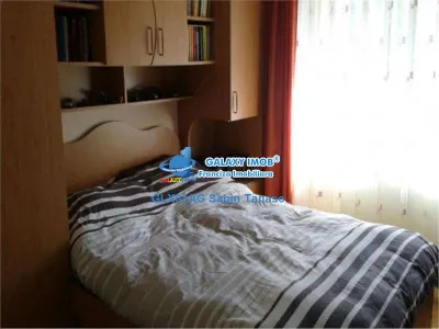 de inchiriat apartament cu 3 camere cf 1 teilor - Pitesti