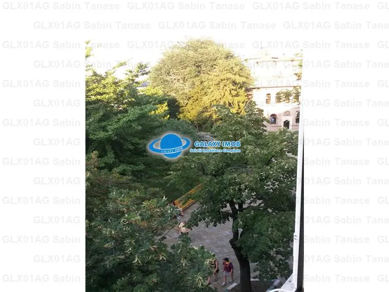 De inchiriat apartament cu 2 camere ultracentral - foto 9