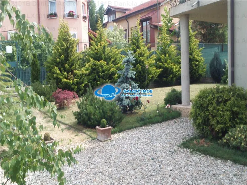 Vanzare Vila lux noua 2007,curte de 500mp,Bucuresti,Pipera 350000 Euro - foto 4