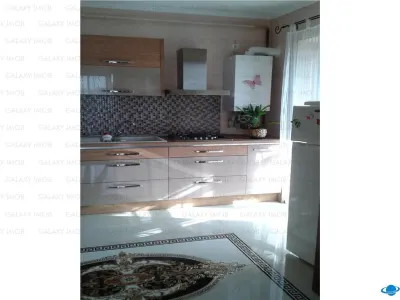 DE inchiriat apartament de lux cu garaj - foto 4