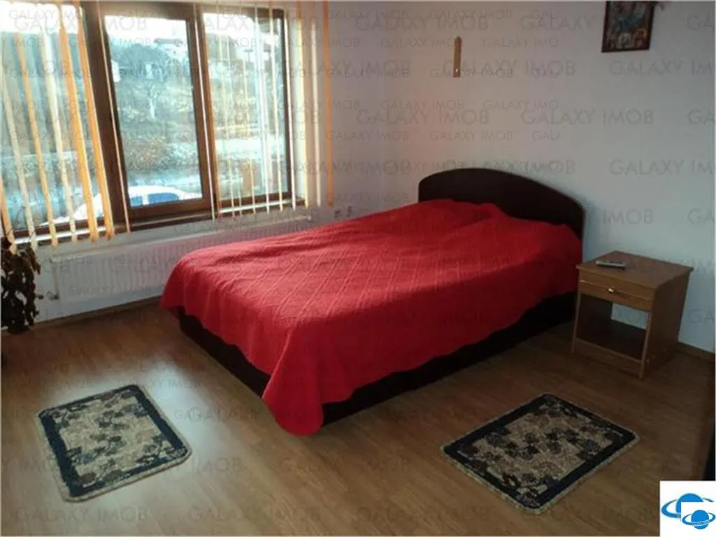 De inchiriere vila de lux zona Prundu - foto 4