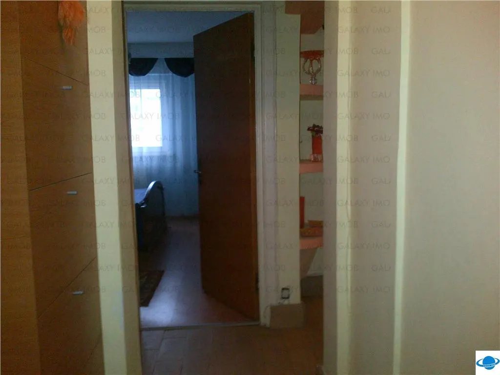 Inchiriere apartament 2 camere Fratii Golesti - foto 5