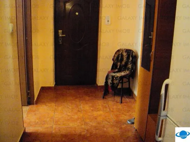INCHIRIERE APARTAMENT 2 CAMERE ZONA NORD - foto 11