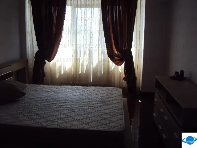 INCHIRIERE APARTAMENT 4 CAMERE ULTRACENTRAL - foto 7