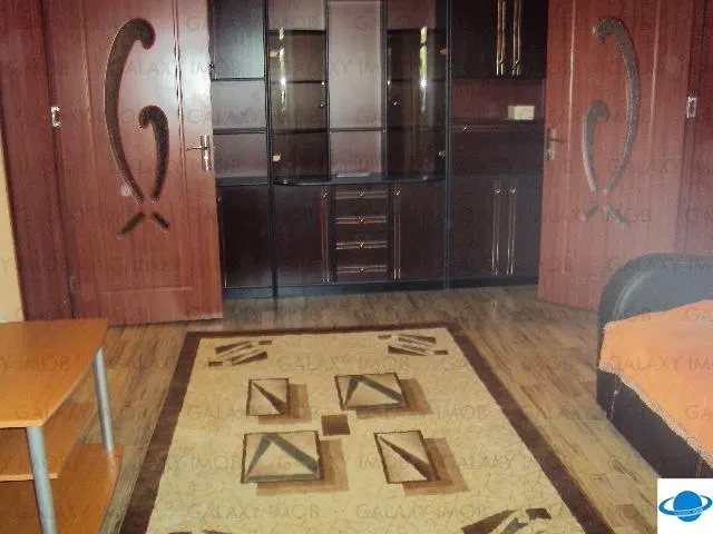 INCHIRIERE APARTAMENT DE LUX 2 CAMERE  ZONA CENTRALA - foto 5