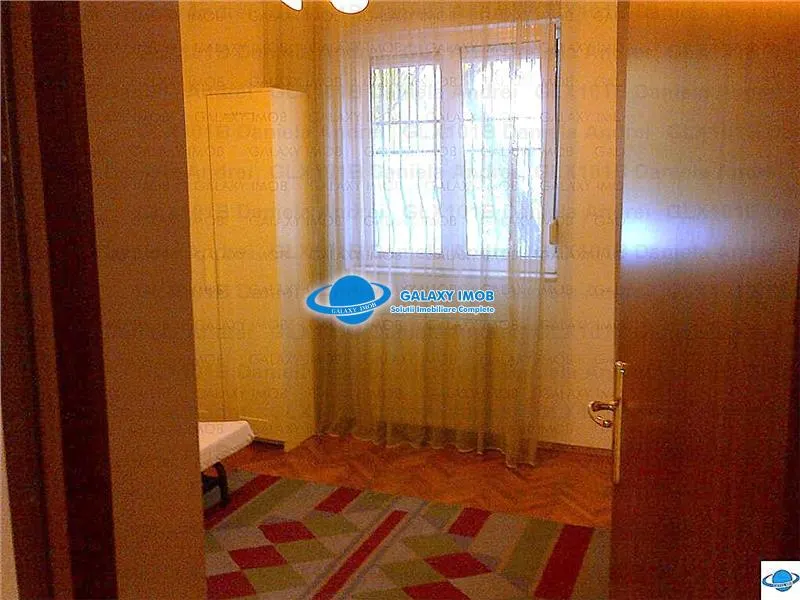 INCHIRIERE APARTAMENT 3 CAMERE,ZONA FLOREASCA 450 euro negociabil - foto 11