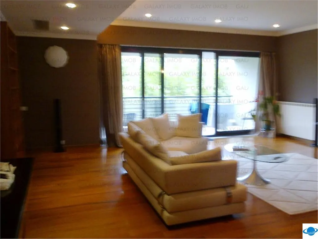Inchiriere apartament 3 camere mobilat lux ,1500 euro+tva,Primaverii - foto 1