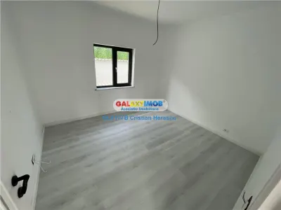 Crevedia Str Uzinei Casa 3 camere 2 bai SU 52 mp Teren 220 MP - foto 15
