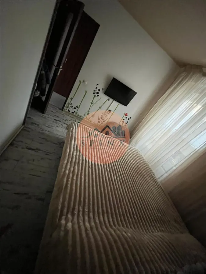 2 camere Parfumul Teilor - foto 3