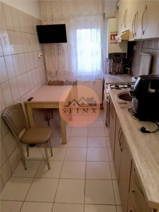 3 camere Micro 40, O uri - foto 1