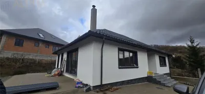    Casa luxoasa construita in 2025 | Zona Str. Ghinzii - foto 3