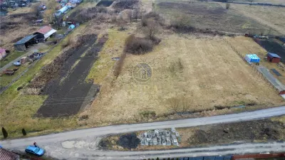Teren intravilan de vanzare in Taureni ~ Jud. Harghita - Feliceni