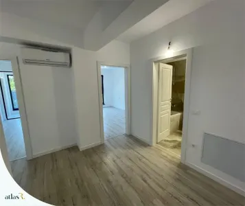 Apartament 4 camere | 96 mp  + 55 mp curte | Valea Adanca | Bloc Nou | Comision 0 - foto 2