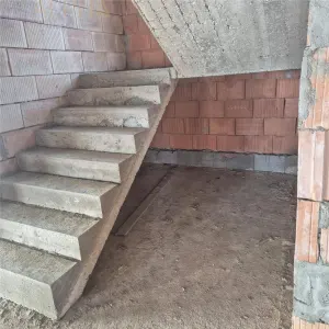 Casa spatioasa la iesire din Bistrita spre Sigmir - foto 11
