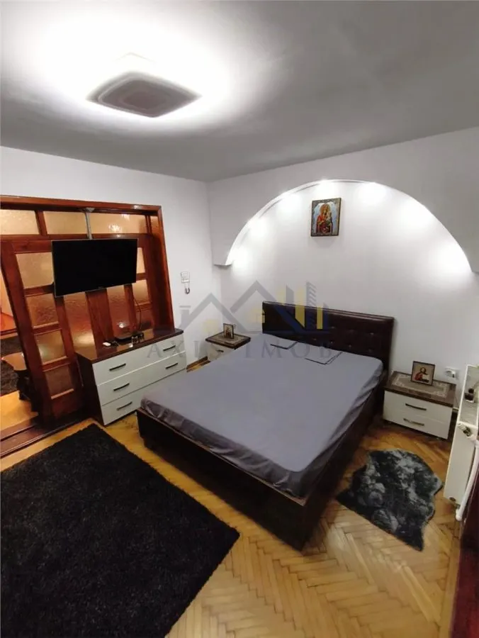 Apartament 3 camere conf  1 Piata Daciei Buzau - foto 1