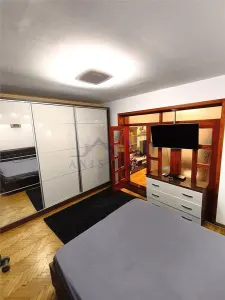 Apartament 3 camere  Ultracentral Buzau - foto 4