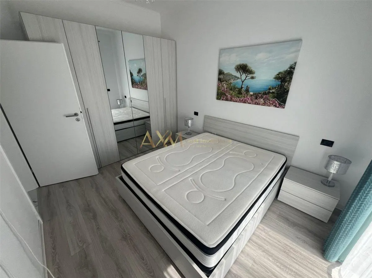 Vanzare apartament 2 camere - foto 1