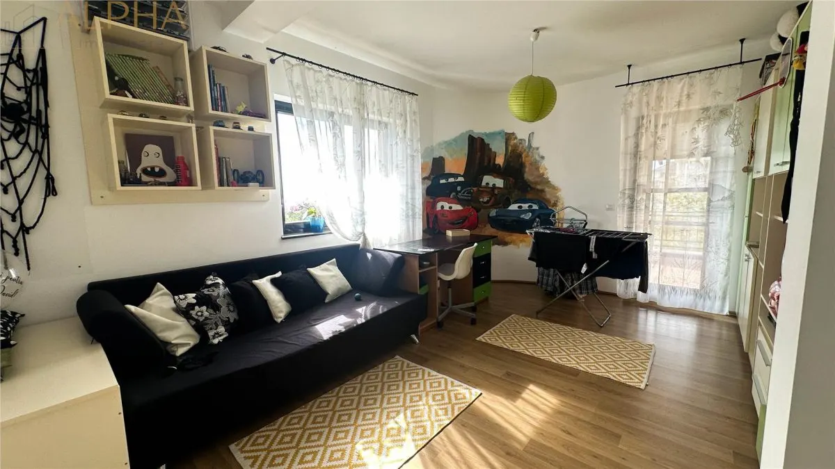Casa Spatioasa 5 Camere, 325mp utili si Foisor, Teren 534mp - foto 21