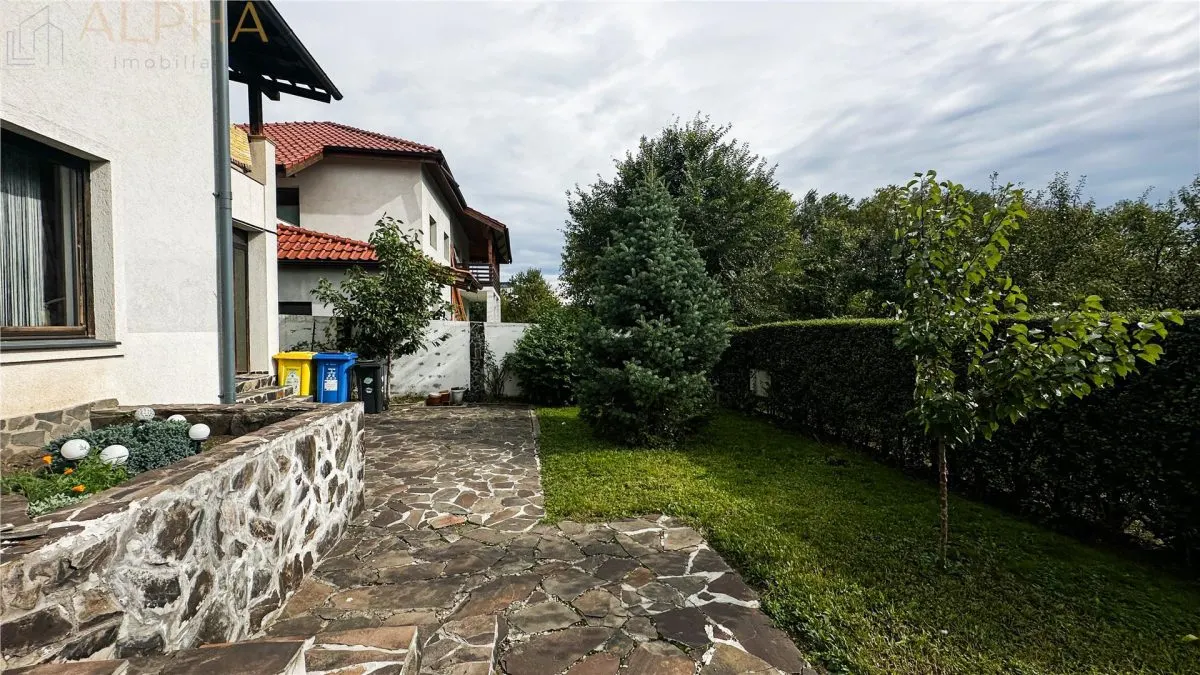 Casa Spatioasa 5 Camere, 325mp utili si Foisor, Teren 534mp - foto 8
