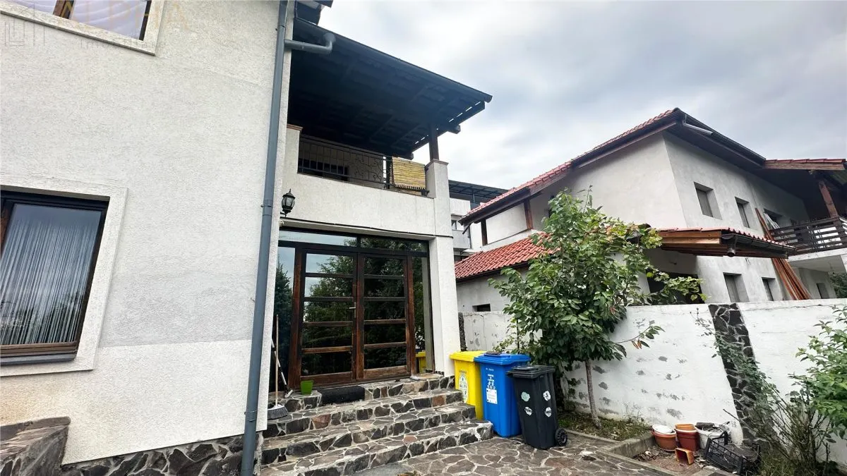 Casa Spatioasa 5 Camere, 325mp utili si Foisor, Teren 534mp - foto 9