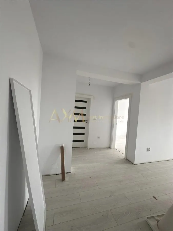 Vanzare apartament 2 camere - foto 9