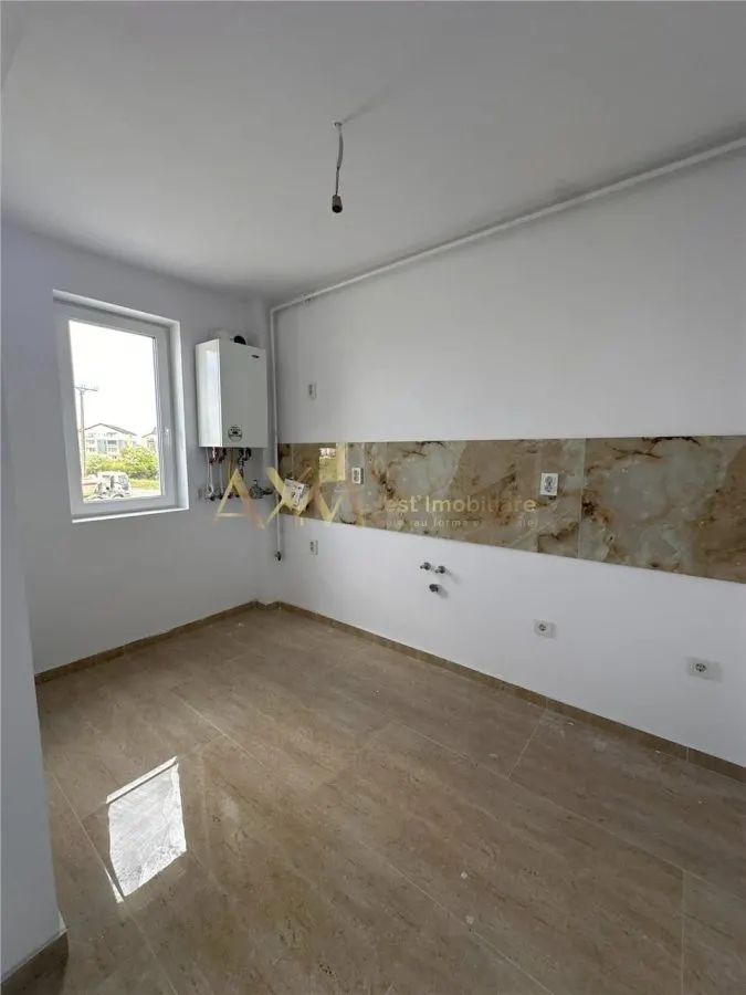Vanzare apartament 3 camere - foto 3