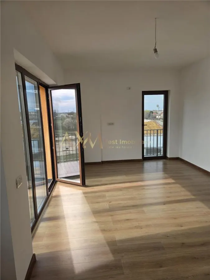 Vanzare apartament 2 camere - foto 13