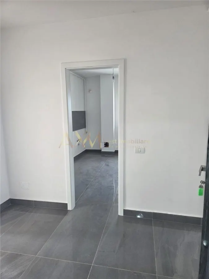 Vanzare apartament 2 camere - foto 21