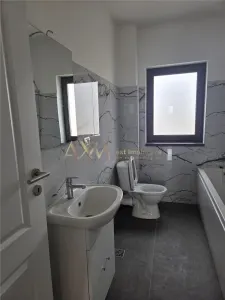 Vanzare apartament 2 camere - foto 23