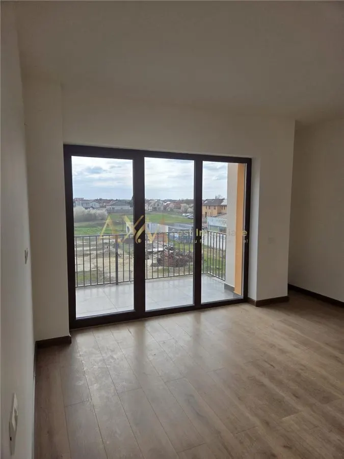 Vanzare apartament 1 camera - foto 2