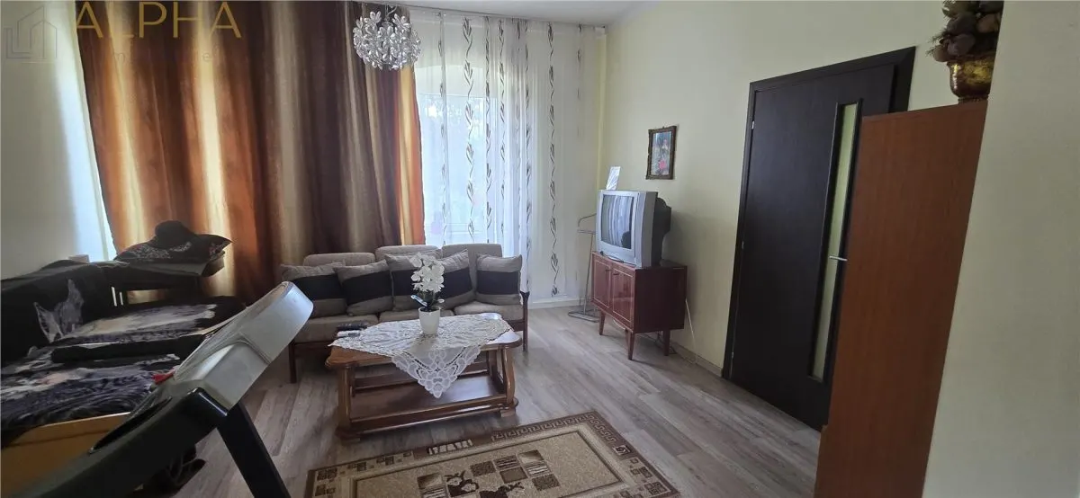 Casa renovata de vanzare Crainimat , BN cu teren 3148 mp - foto 5